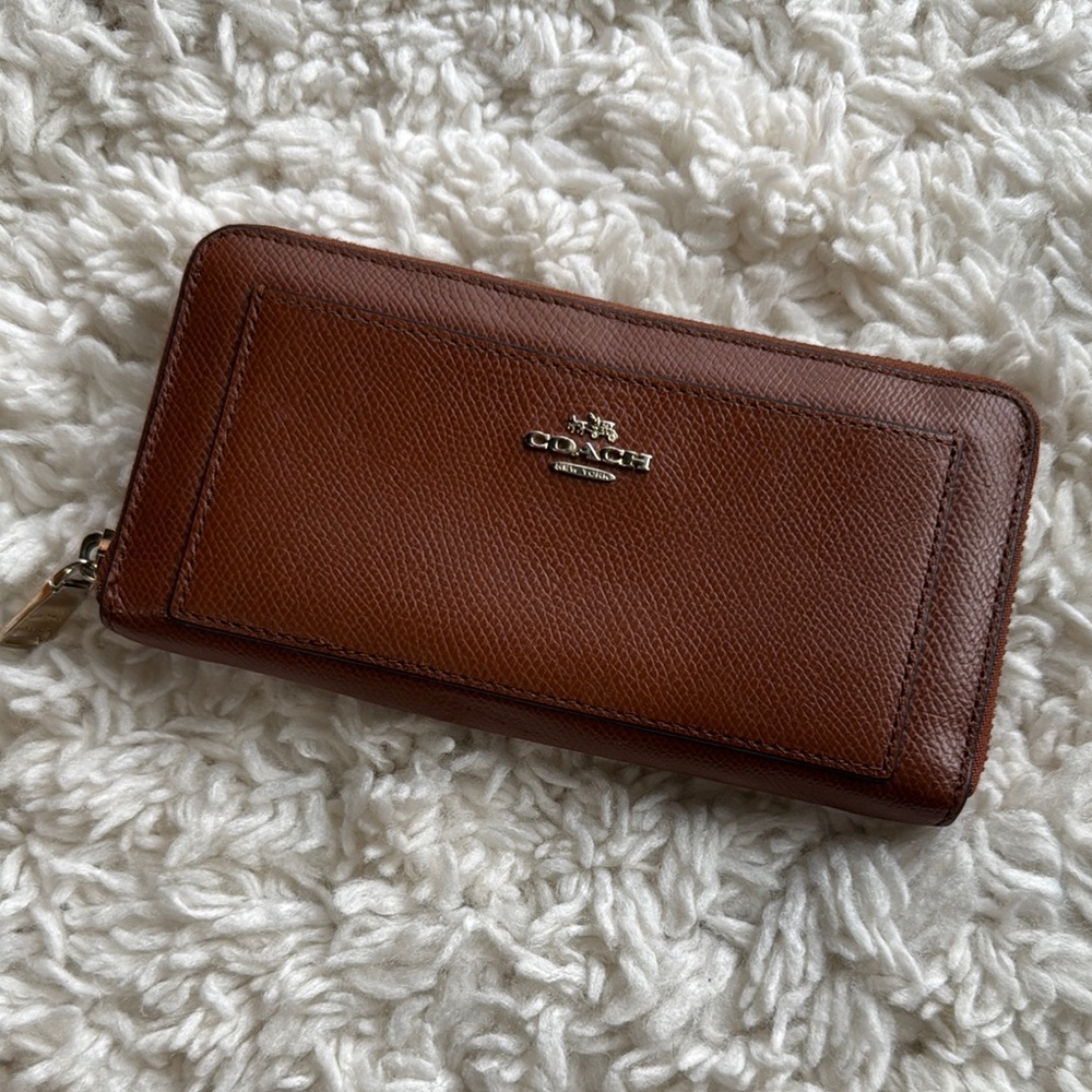 Coach Accordion Zip Wallet - Picture 1 of 8